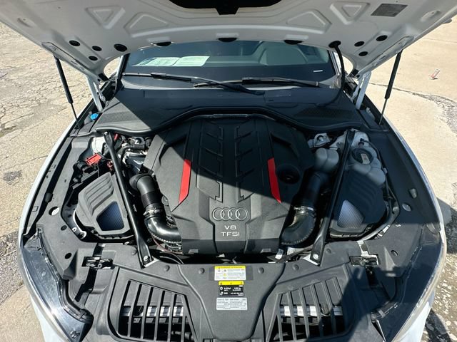 Used 2023 Audi S8 w/ S8 Executive Package AWD/4WD image 33