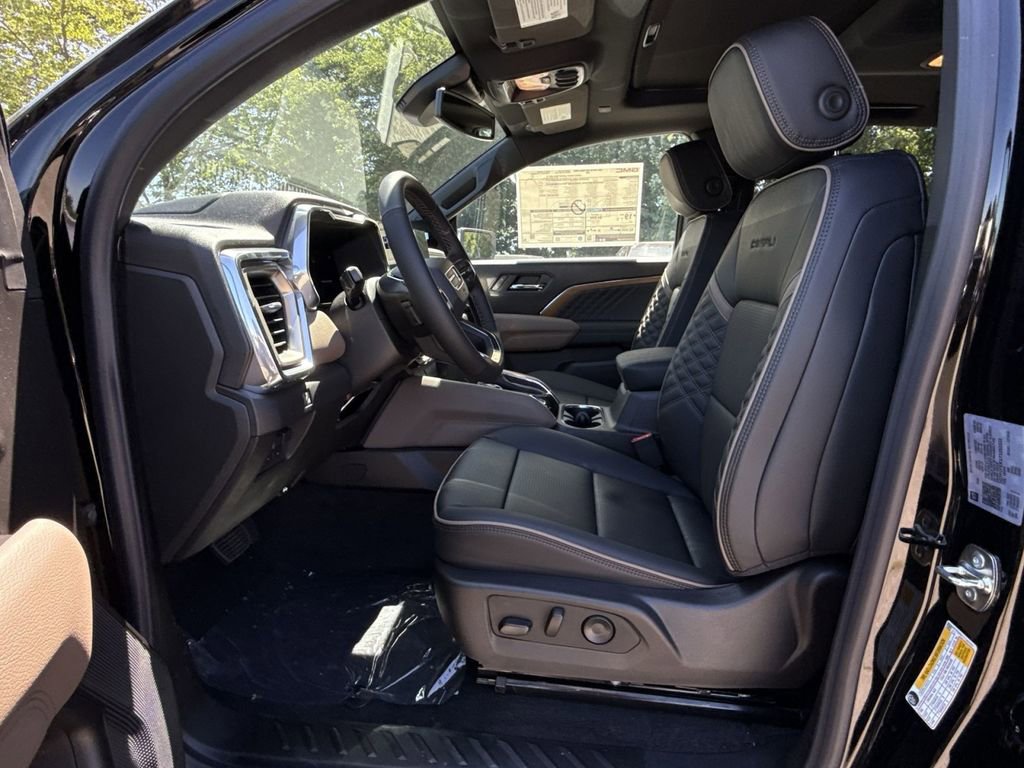 New 2026 GMC Canyon Denali AWD/4WD image 13