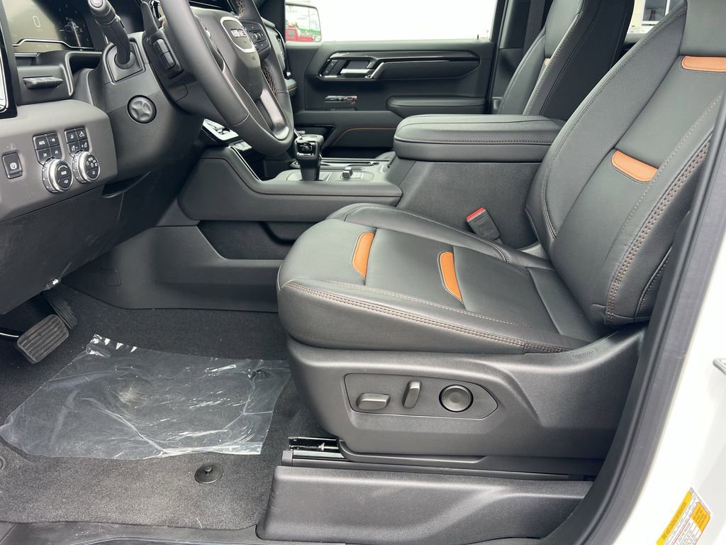 New 2025 GMC Sierra 1500 AT4 w/ Technology Package image 16