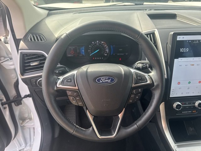 Used 2024 Ford Edge SEL image 13