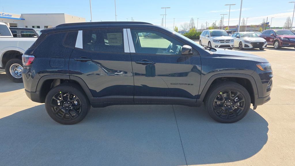 New 2026 Jeep Compass Latitude image 6