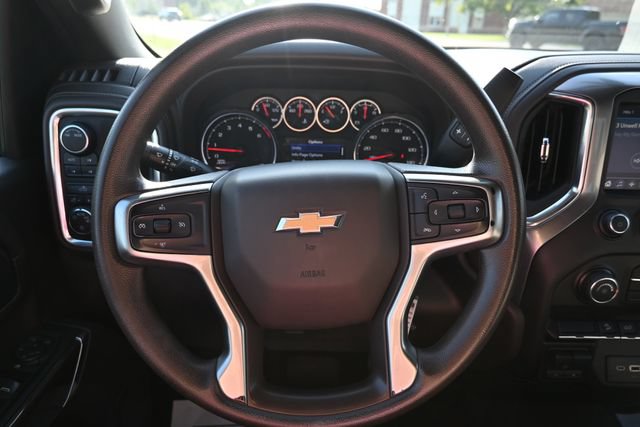 Used 2022 Chevrolet Silverado 2500 LT AWD/4WD image 40