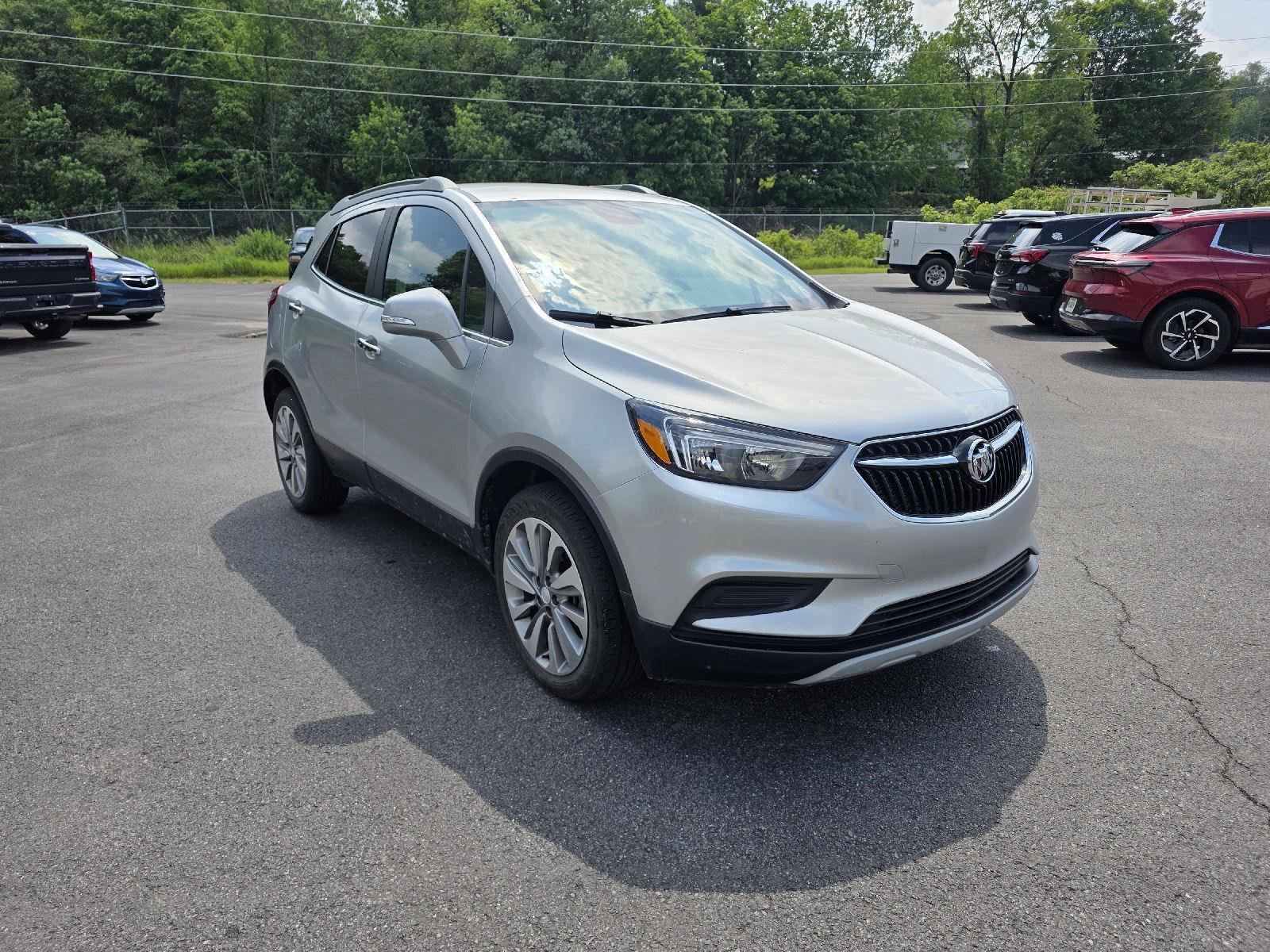 Used 2019 Buick Encore Preferred AWD/4WD image 1