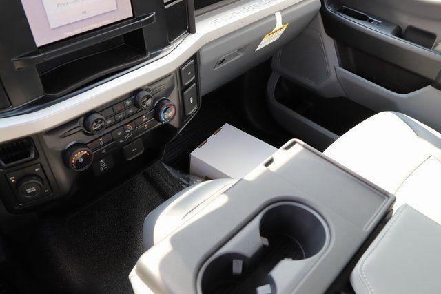 New 2025 Ford F350 XL w/ XL Chrome Package image 24