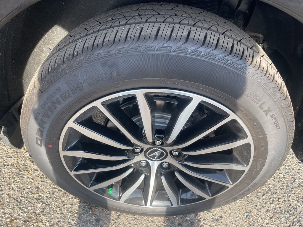 Certified 2025 Acura RDX SH-AWD image 9