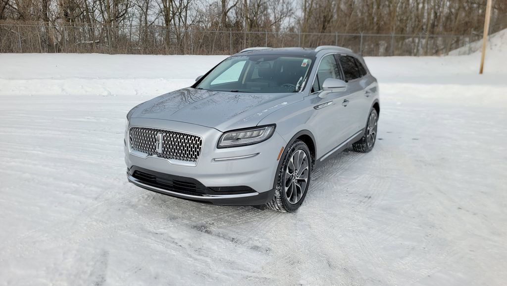 Used 2021 Lincoln Nautilus Reserve w/ Cargo Utility Package image 5