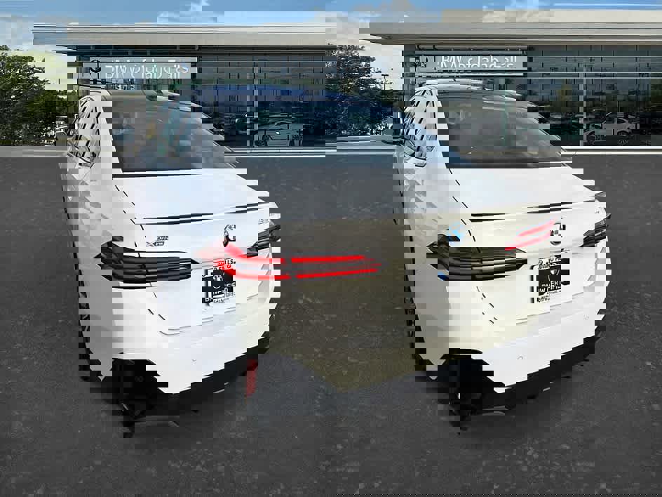 Certified 2026 BMW 550e xDrive AWD/4WD image 7