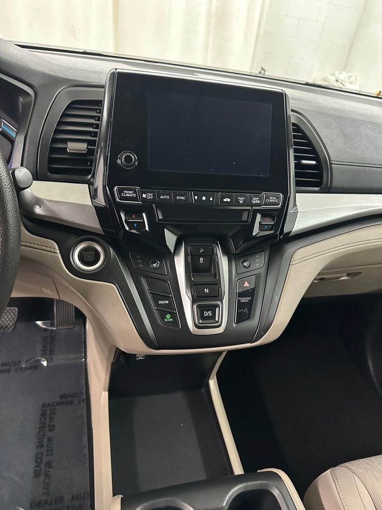 Used 2018 Honda Odyssey EX image 16