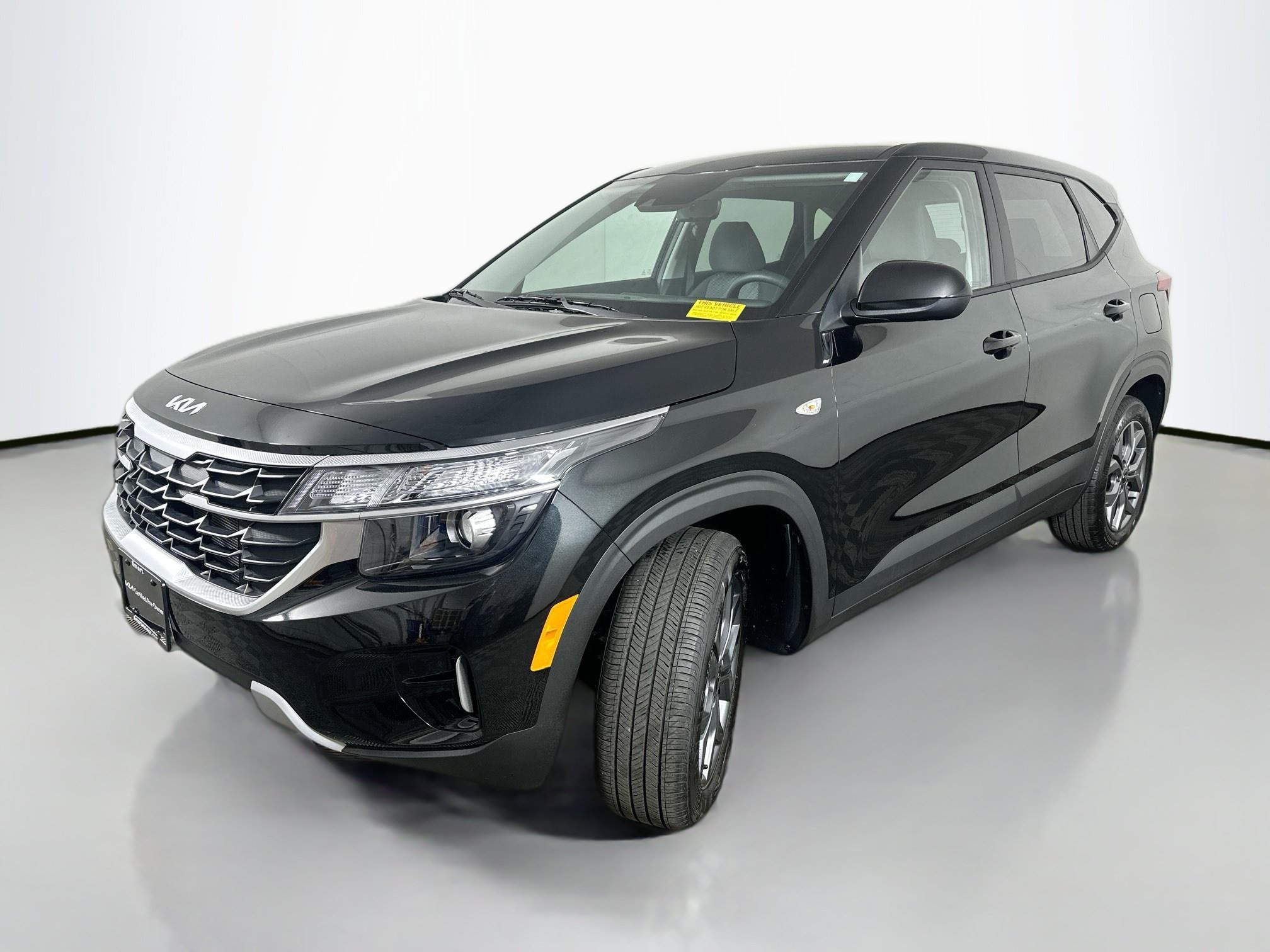 Certified 2026 Kia Seltos LX AWD/4WD image 3