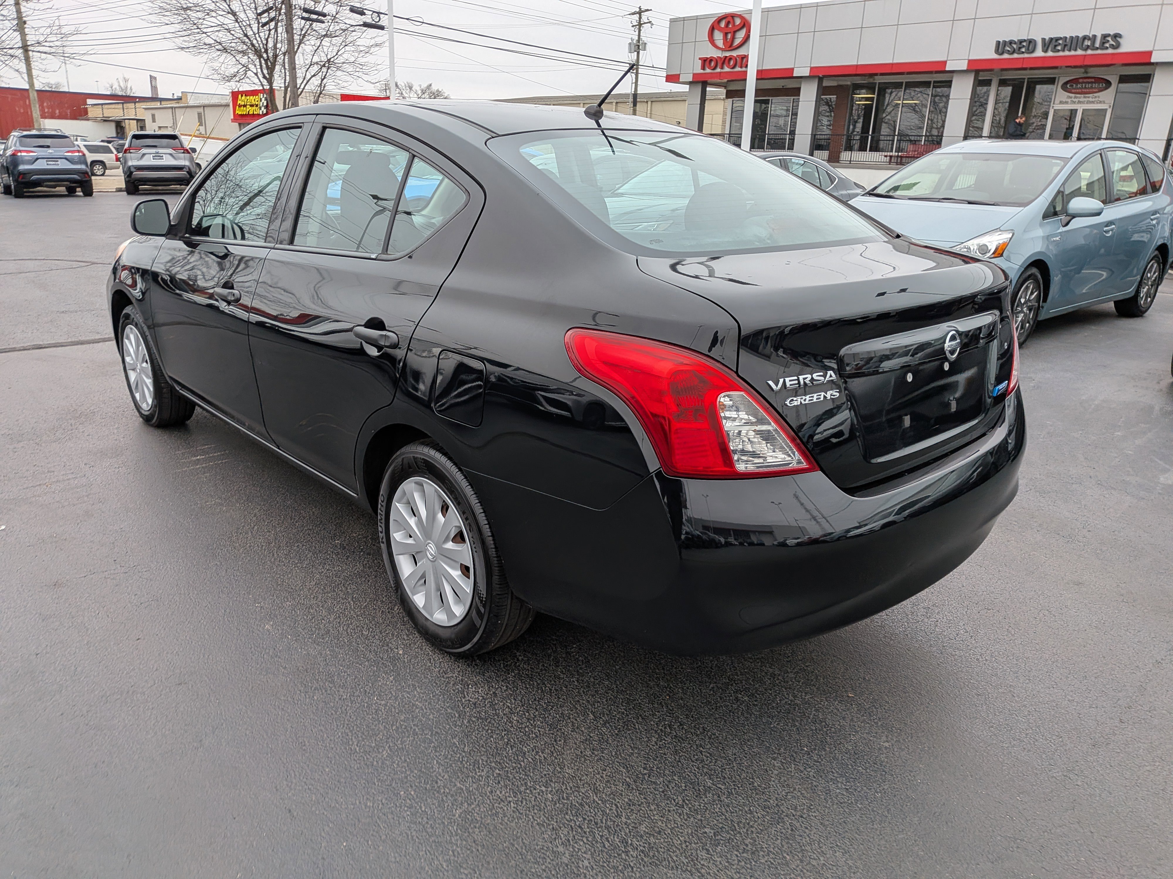 Used 2012 Nissan Versa S image 8