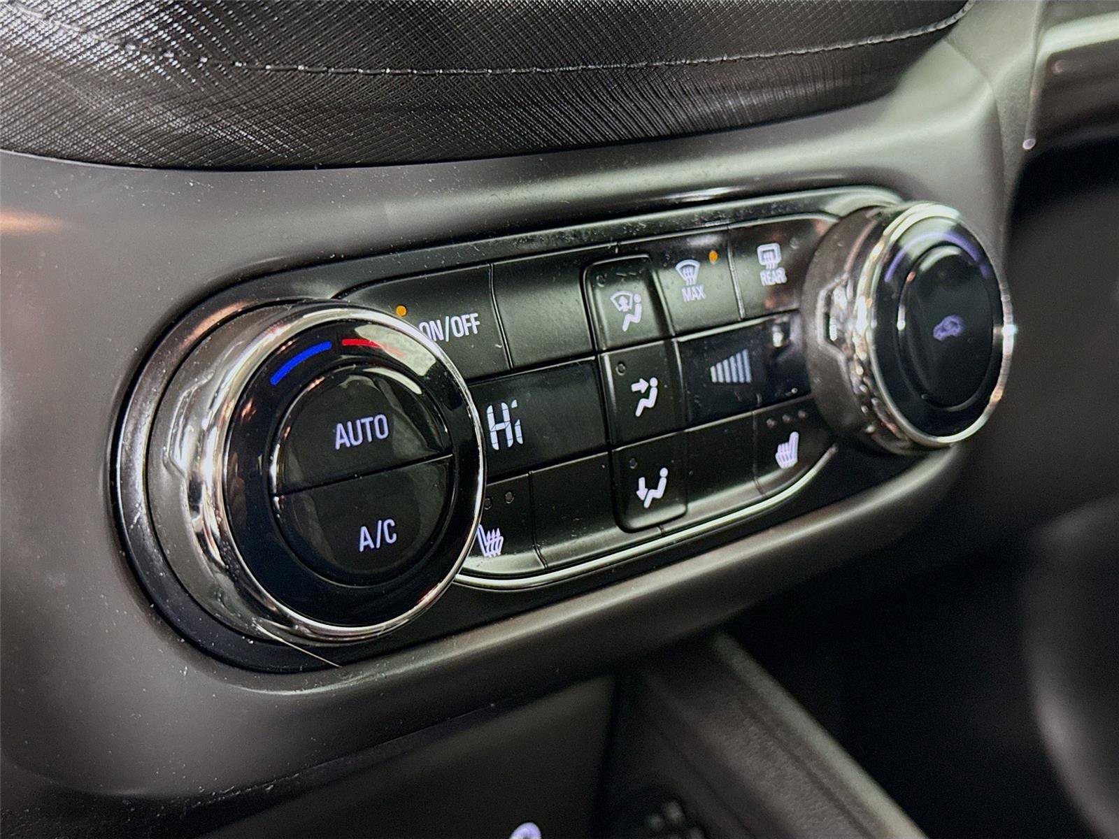 Used 2023 Chevrolet TrailBlazer LT w/ Convenience Package image 15