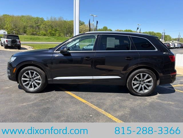 Used 2017 Audi Q7 3.0T Prestige AWD/4WD image 5
