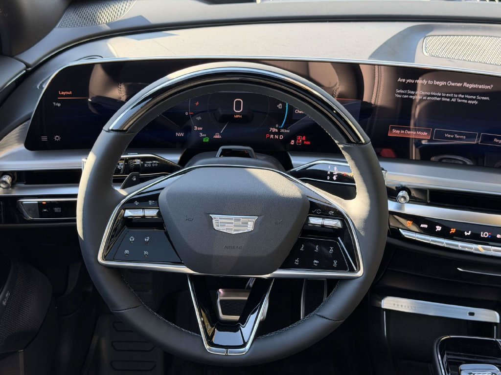 New 2027 Cadillac Lyriq Premium Luxury w/ LPO, Floor Liner Package AWD/4WD image 19