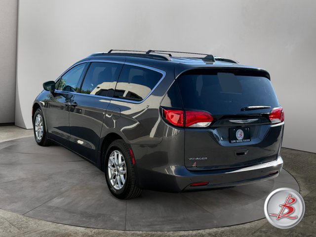 Used 2021 Chrysler Voyager Lxi FWD image 5