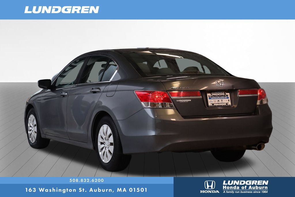 Used 2011 Honda Accord LX image 3