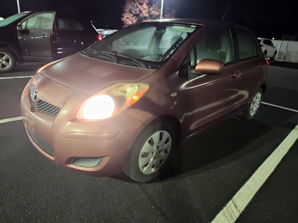 Used 2010 Toyota Yaris 4-Door Hatchback w/ PWR Pkg w/Steel Wheels FWD image 6