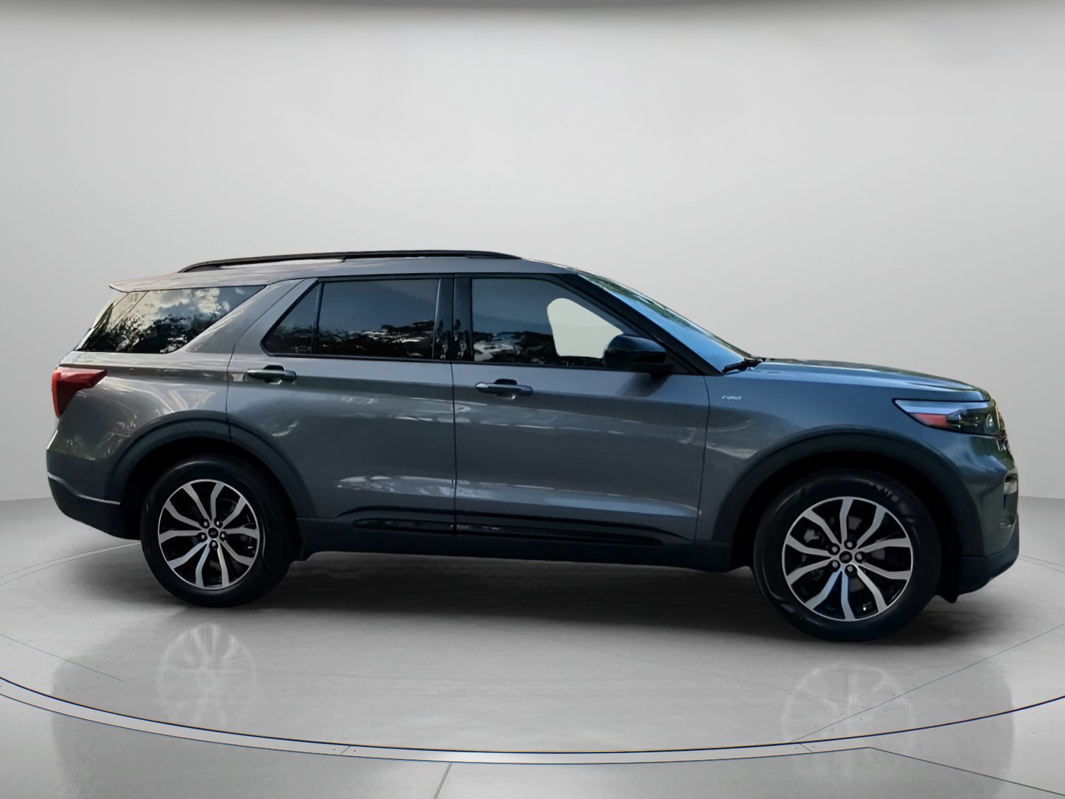 Certified 2023 Ford Explorer ST-Line w/ Class IV Trailer Tow Package RWD image 33