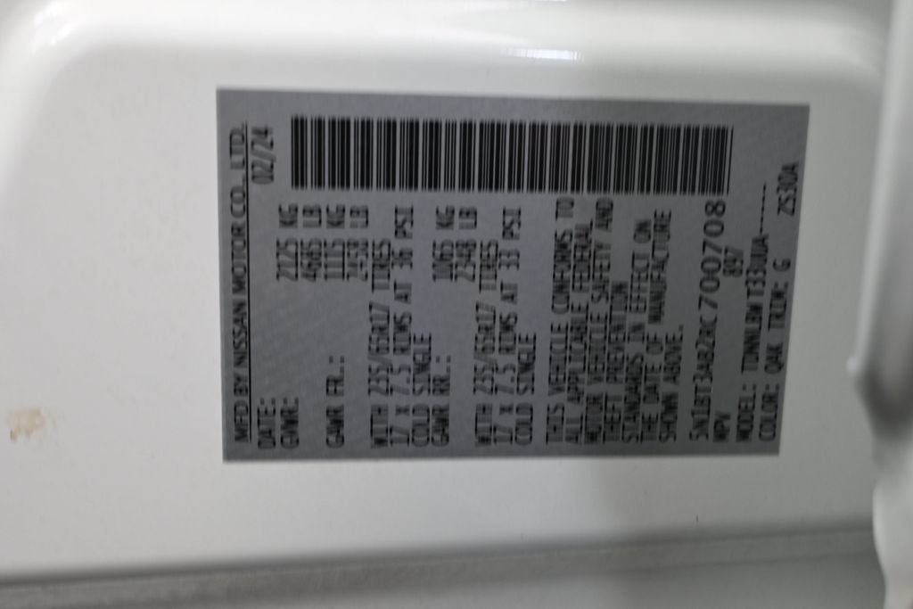 Used 2024 Nissan Rogue S AWD/4WD image 42