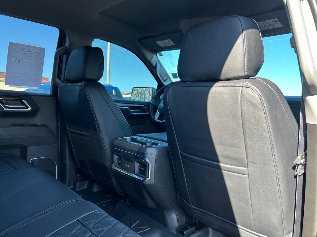 Used 2025 GMC Sierra 1500 Elevation image 33