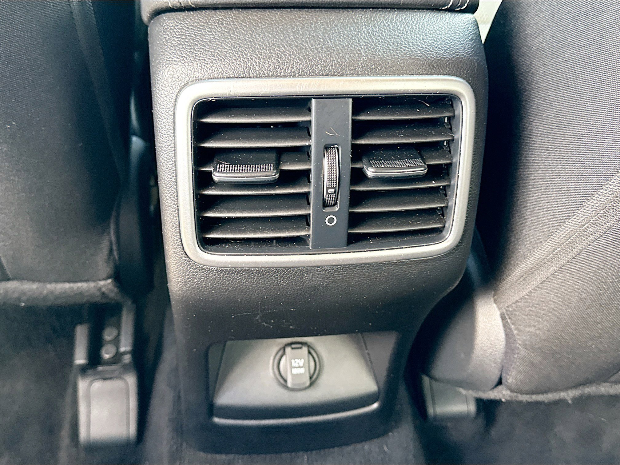 Used 2019 Kia Sportage LX image 18