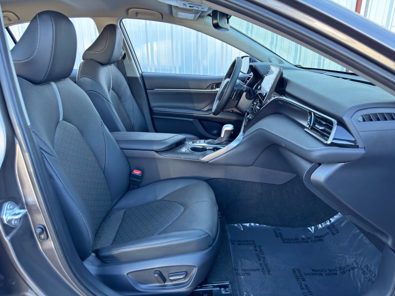 Used 2024 Toyota Camry XSE w/ Navigation Package image 13