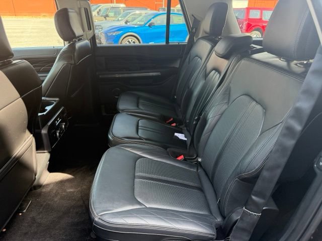 Used 2019 Ford Expedition Platinum AWD/4WD image 9