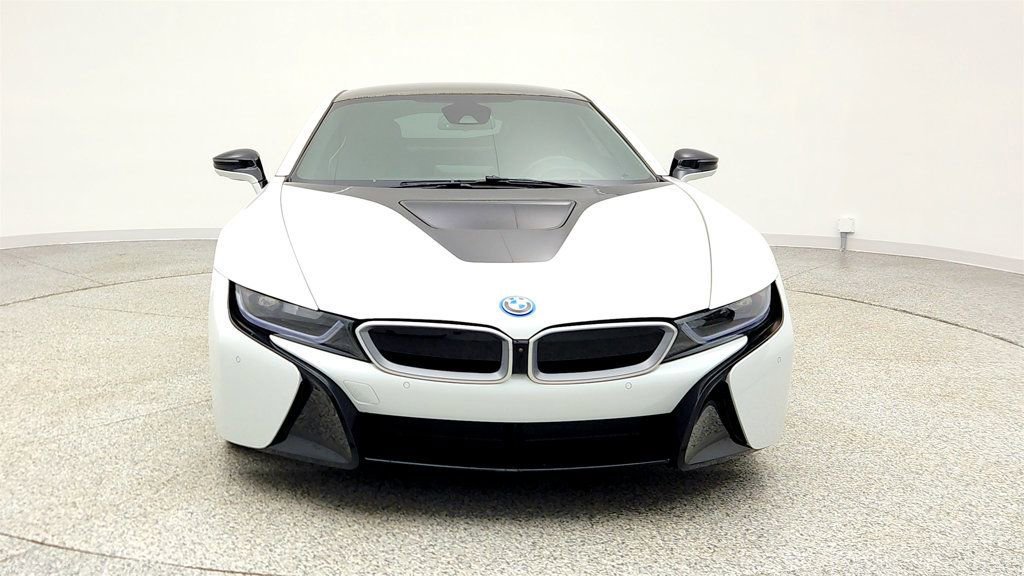 Used 2015 BMW i8 image 2