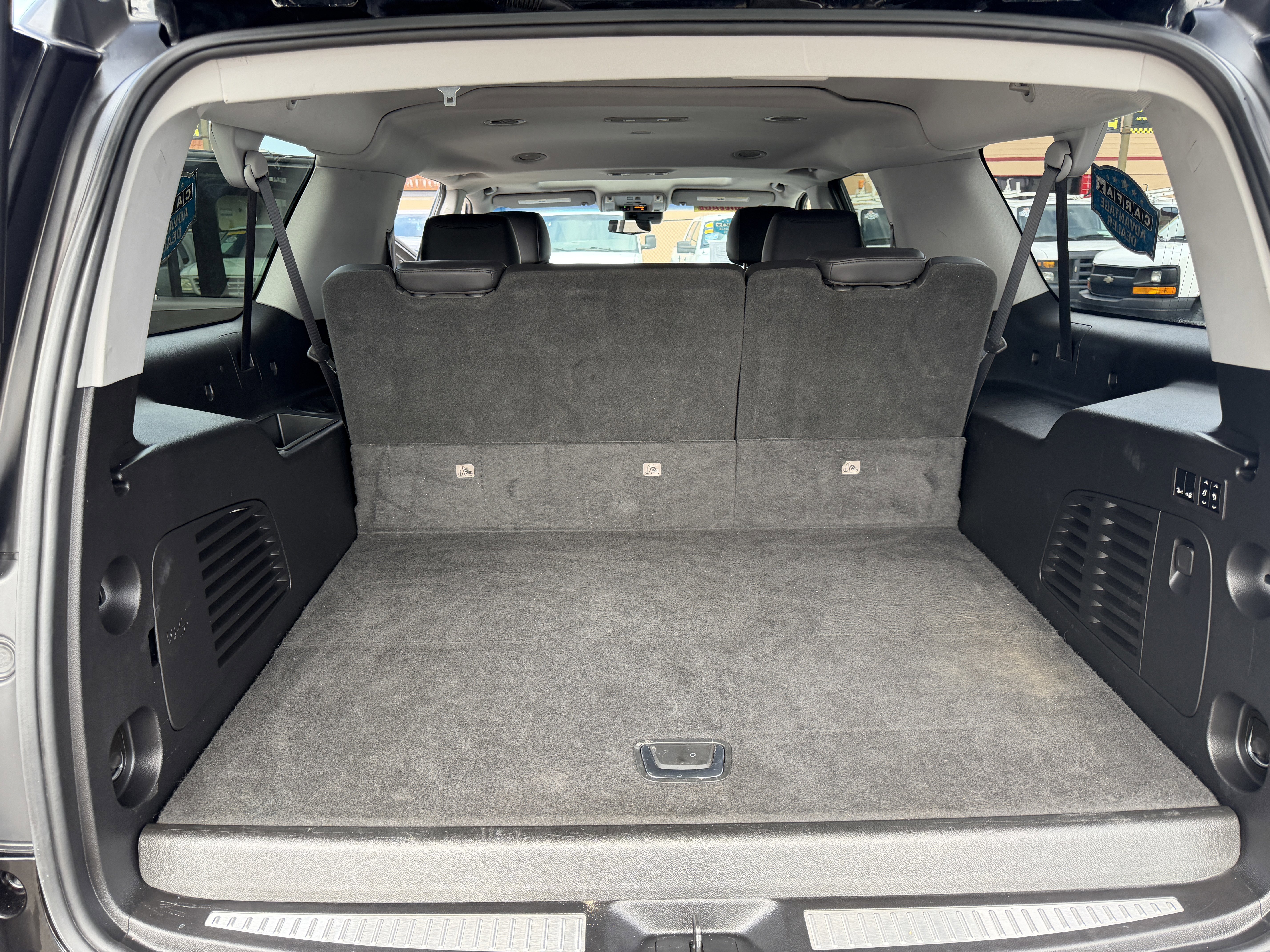 Used 2019 Cadillac Escalade ESV Luxury RWD image 10