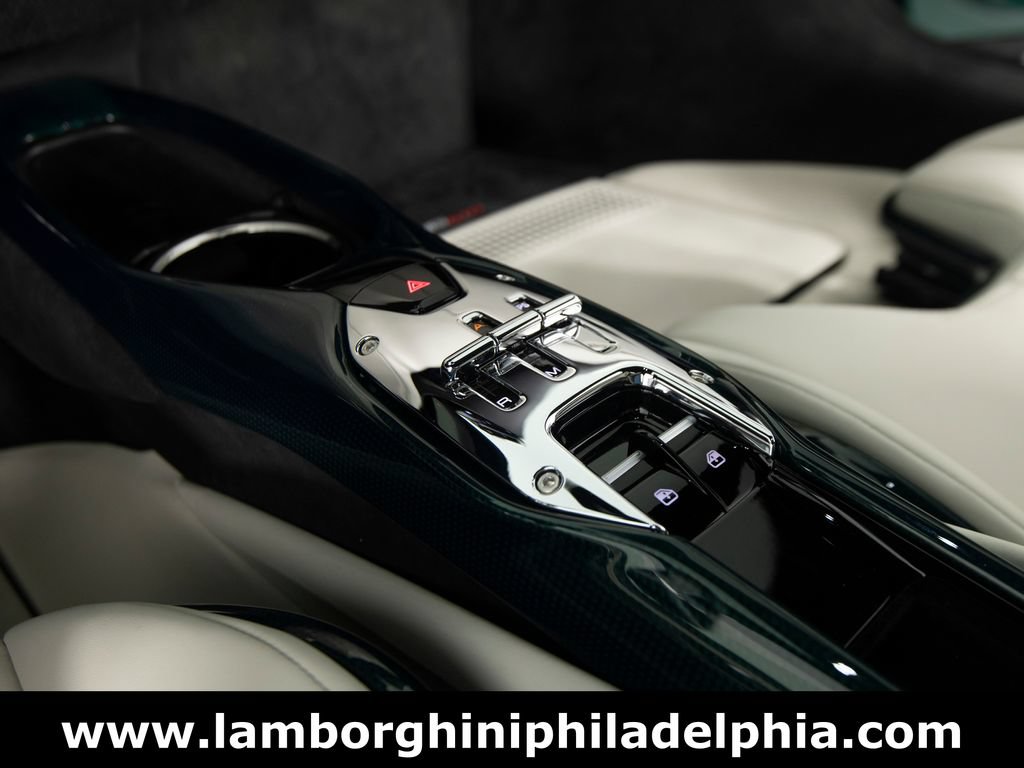 Used 2024 Ferrari 296 GTB RWD image 20