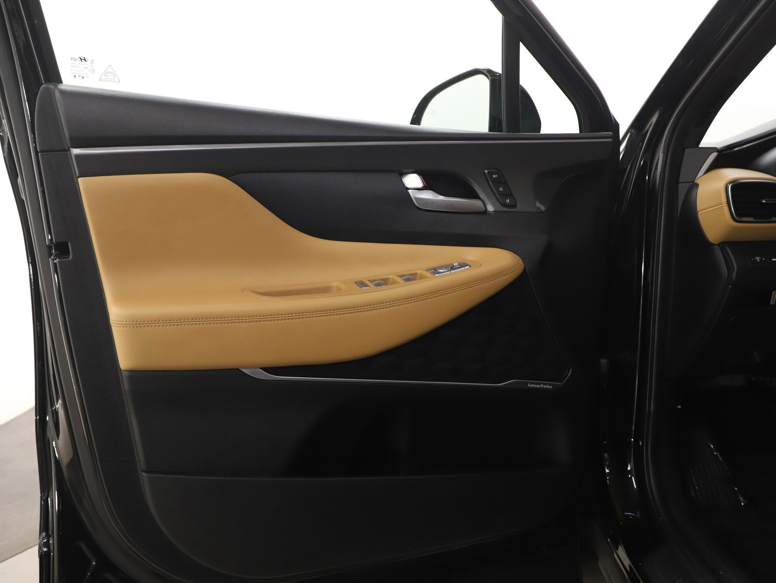 Used 2023 Hyundai Santa Fe Calligraphy w/ Cargo Package image 20