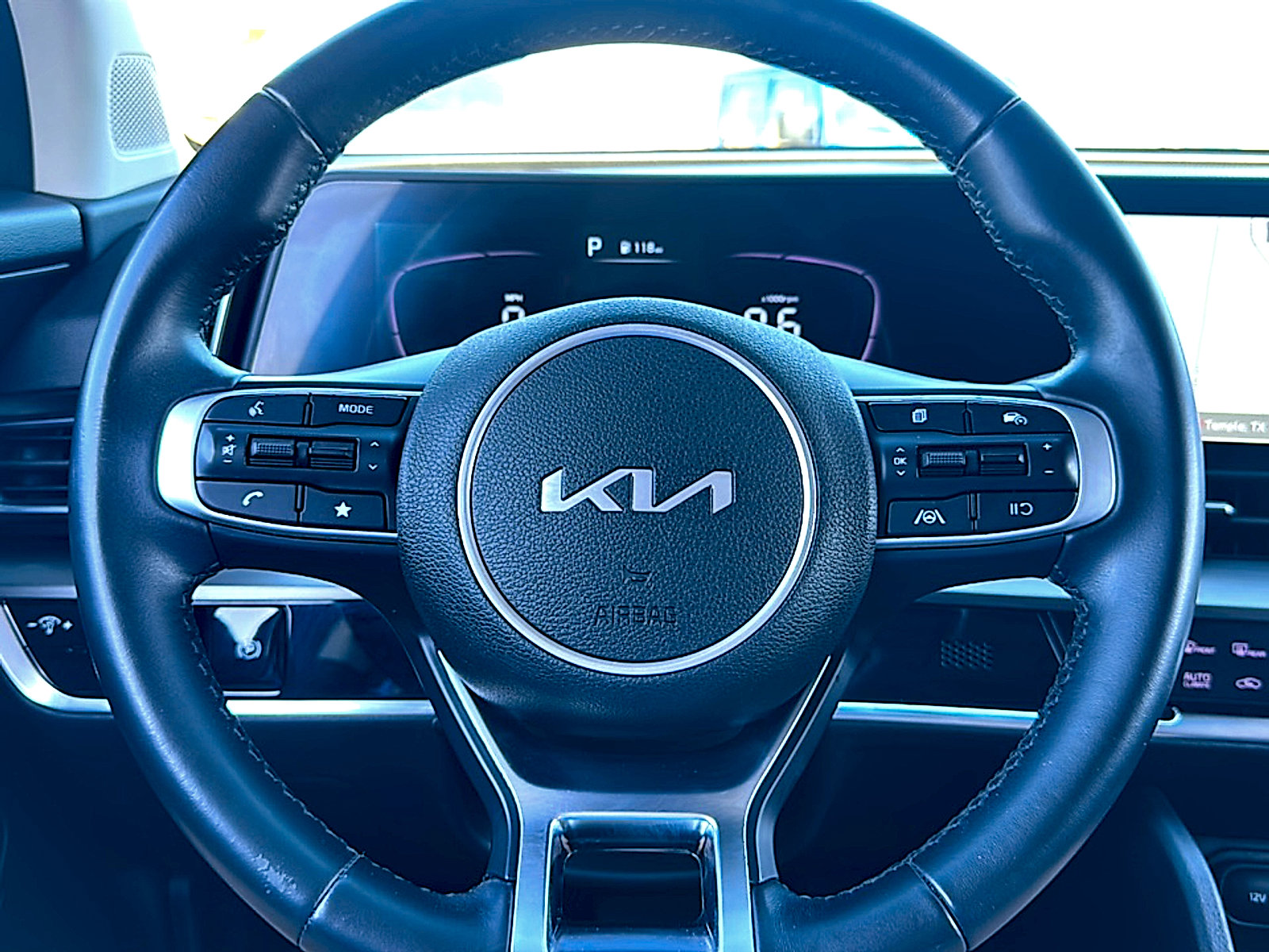 Used 2023 Kia Sportage EX image 28