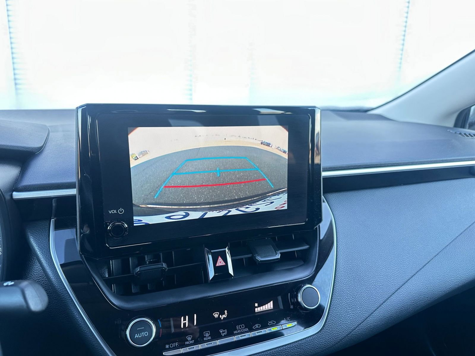 Used 2025 Toyota Corolla LE image 17