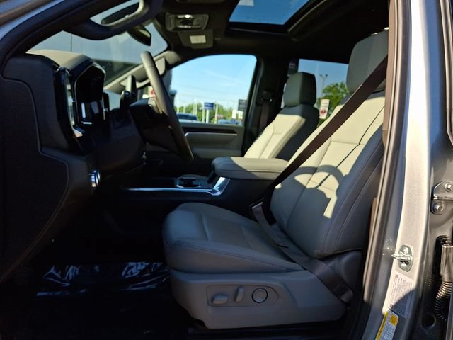 New 2026 GMC Sierra 2500 SLT w/ SLT Premium Package AWD/4WD image 10