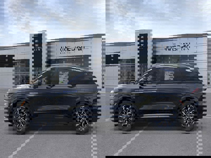 New 2026 Lincoln Nautilus Premier w/ Equipment Group 102A image 3