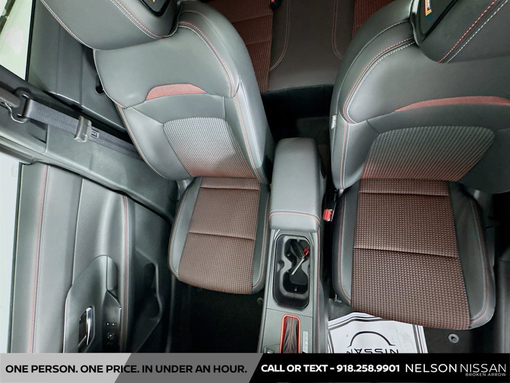 New 2026 Nissan Kicks SR w/ SR Premium Package FWD image 22