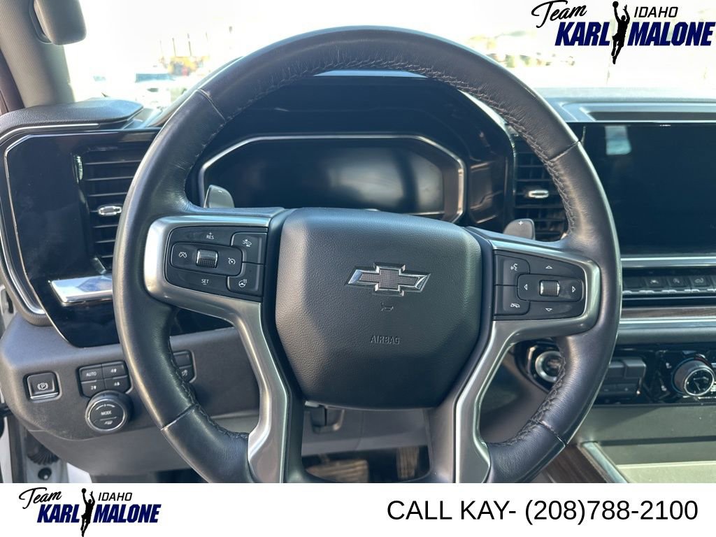 Used 2023 Chevrolet Silverado 1500 RST AWD/4WD image 24