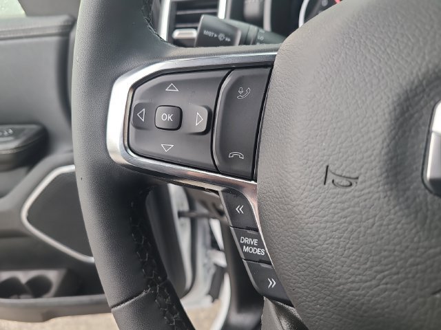 Used 2026 RAM 1500 Laramie AWD/4WD image 23
