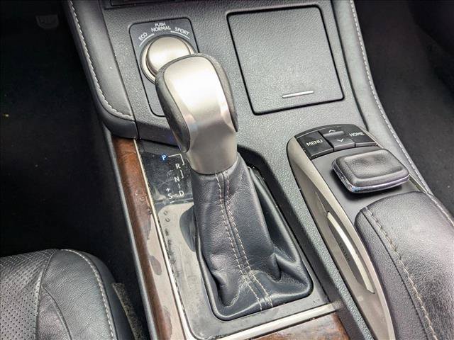 Used 2016 Lexus ES 350 w/ Luxury Package w/Wood Trim FWD image 14