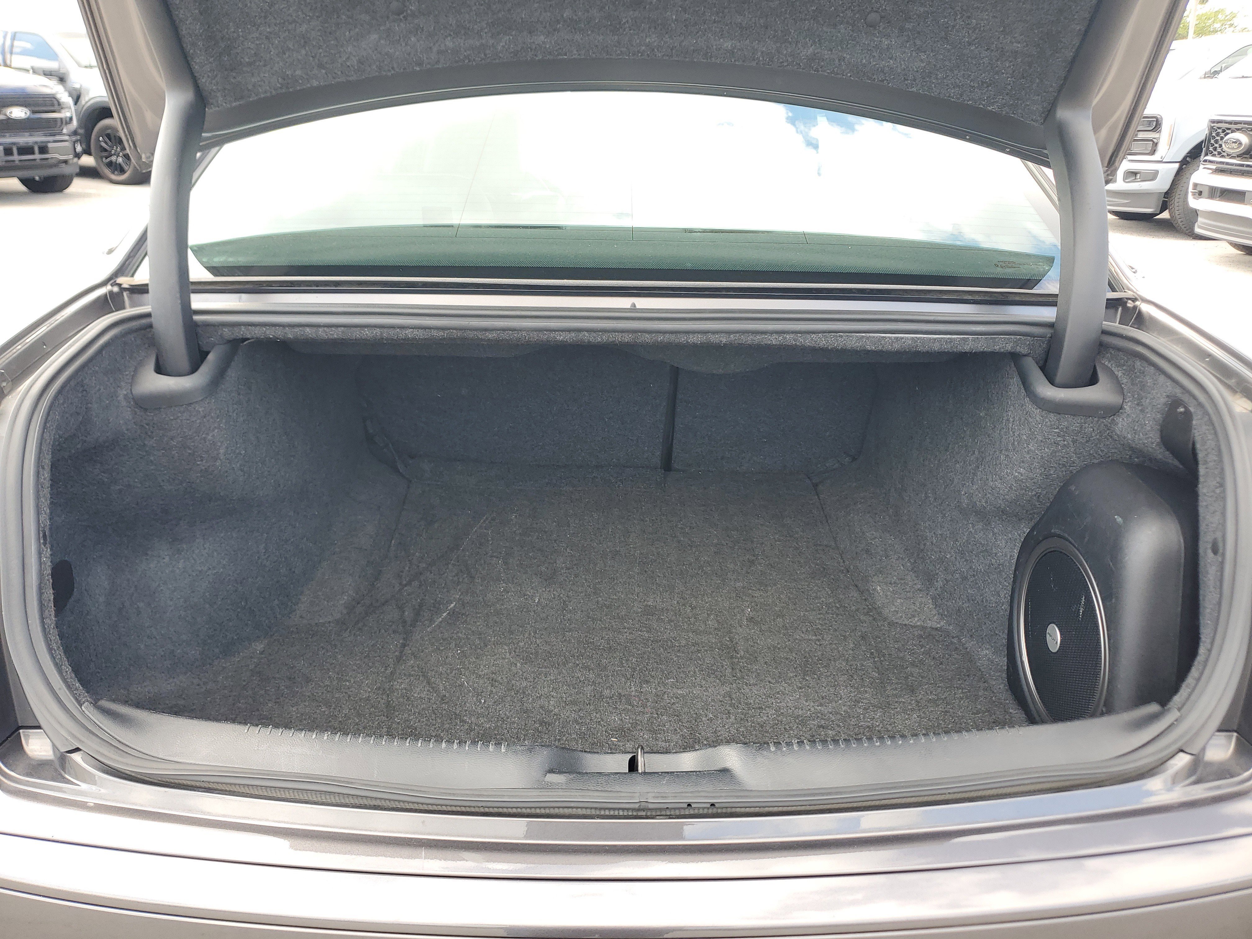 Used 2023 Chrysler 300 S image 29