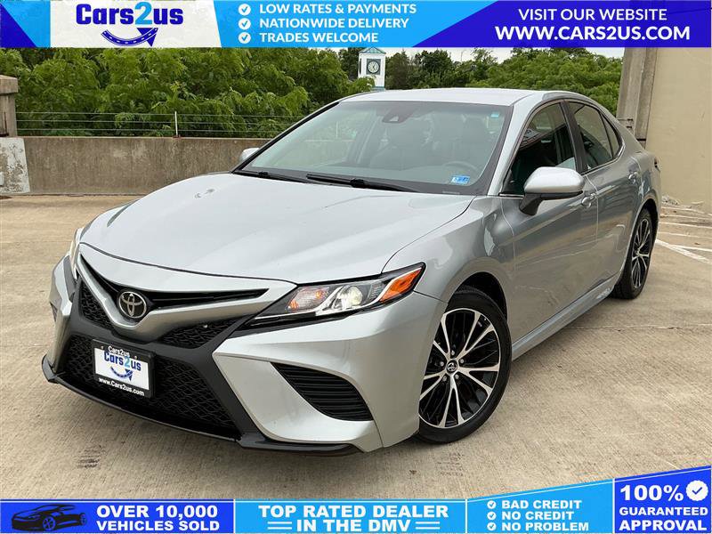 Used 2018 Toyota Camry SE FWD image 1