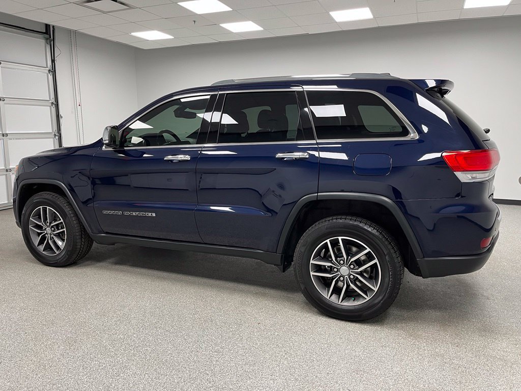 Used 2018 Jeep Grand Cherokee Limited AWD/4WD image 7
