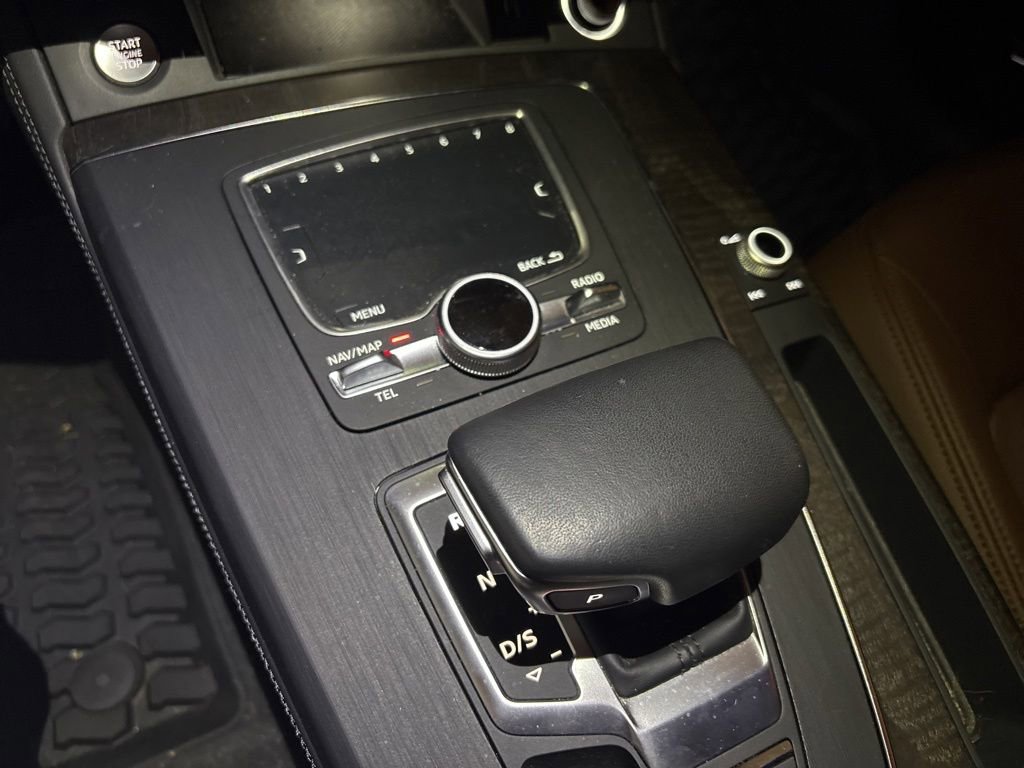 Used 2019 Audi Q5 2.0T Premium Plus AWD/4WD image 19