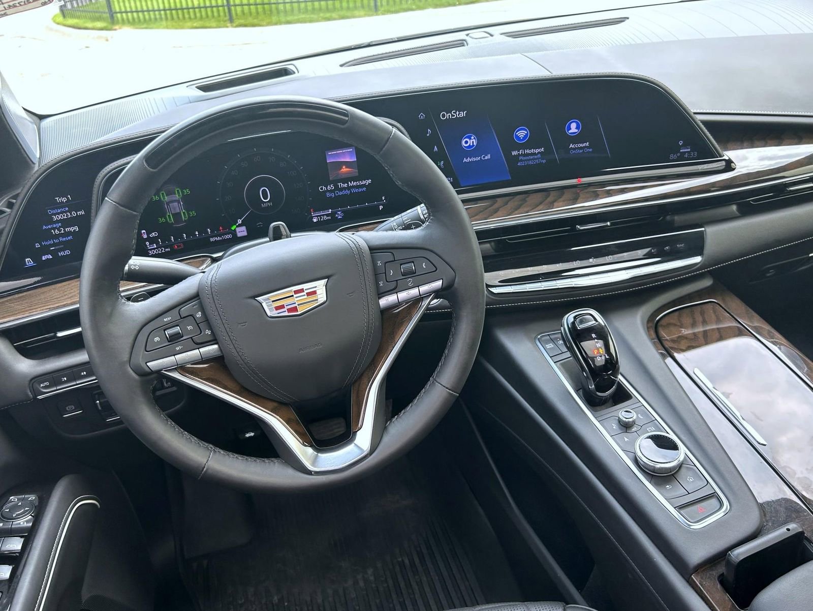 Certified 2024 Cadillac Escalade ESV Sport Platinum image 16