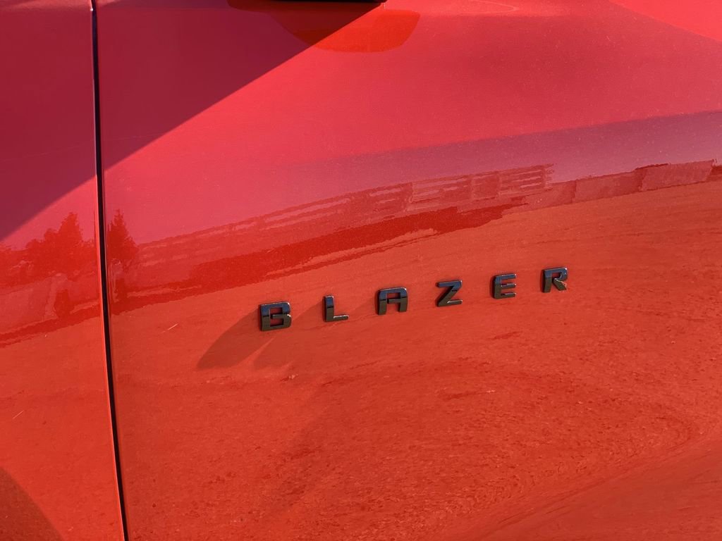 Used 2021 Chevrolet Blazer LT FWD image 37