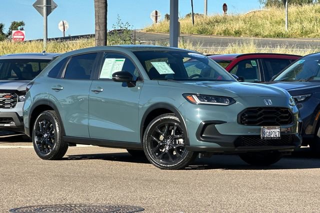 Certified 2023 Honda HR-V Sport image 3