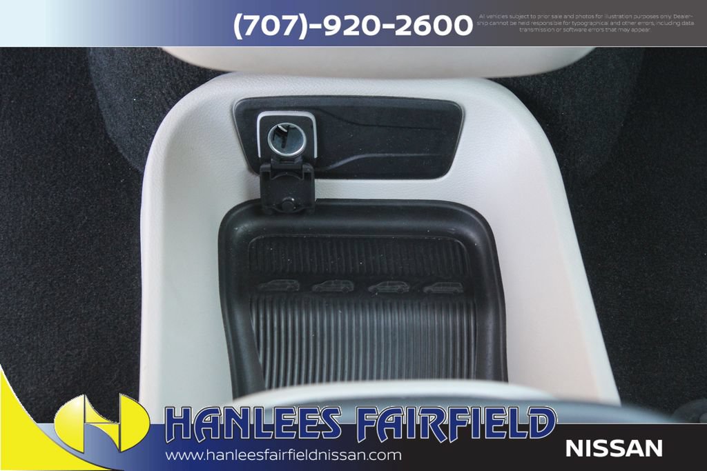 Used 2023 Chrysler Pacifica Touring-L FWD image 22