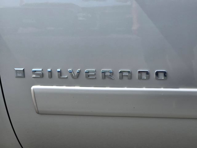 Used 2008 Chevrolet Silverado 1500 LT w/ Power Pack Plus RWD image 10