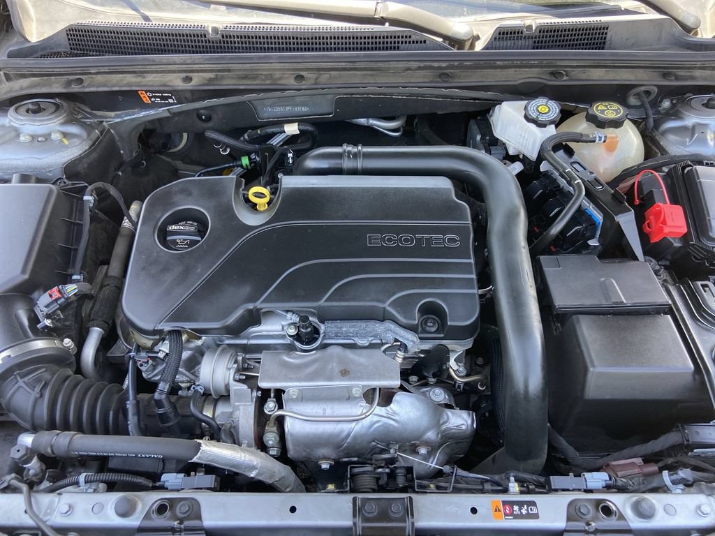 Used 2023 Chevrolet Malibu LT FWD image 24