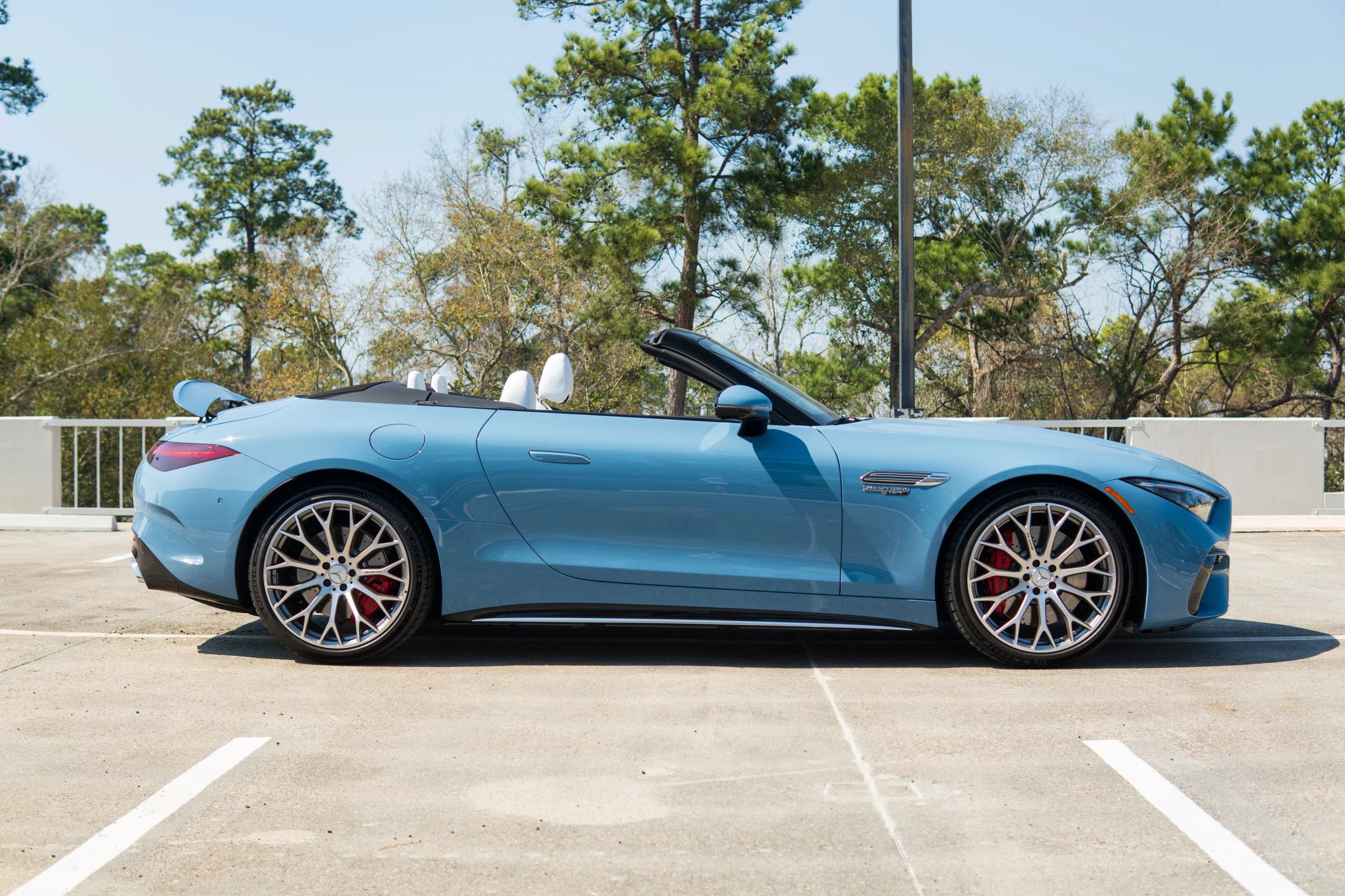 Used 2025 Mercedes-Benz SL 55 AMG 4MATIC image 27