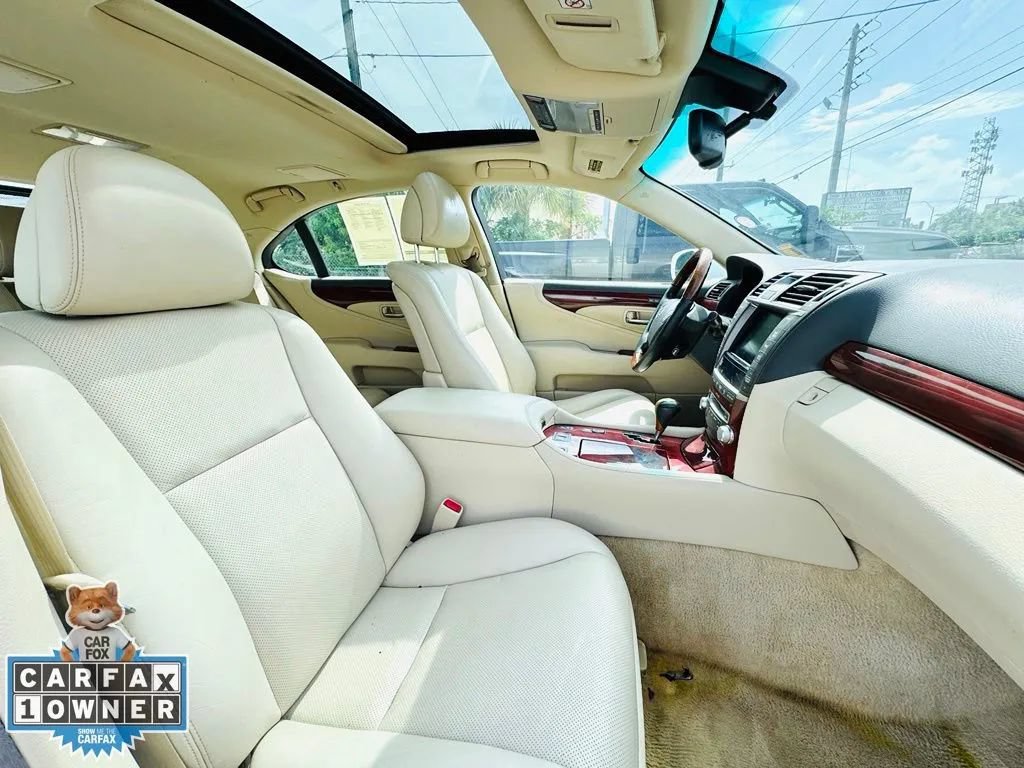 Used 2012 Lexus LS 460 w/ Comfort Pkg RWD image 18
